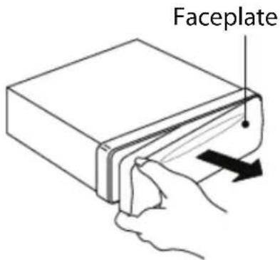 JENSEN MP1516 - USING THE DETACHABLE FACEPLATE Removing the Faceplate - 2