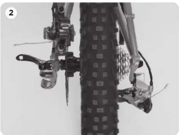 THULE Coaster Bicycle Trailer - WARNING - 2