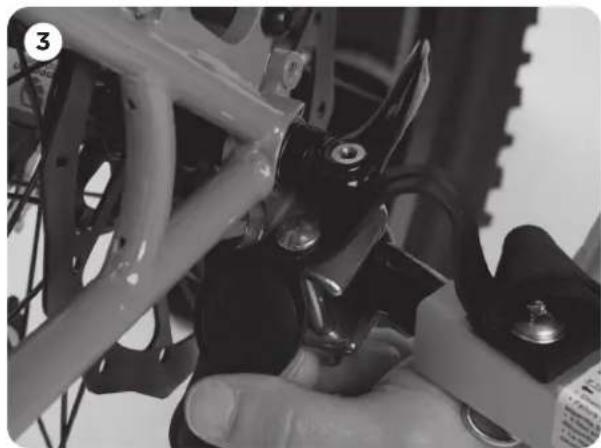 THULE Coaster Bicycle Trailer - FIXER LE TRANSPORTEUR A VOTRE VELO - 2