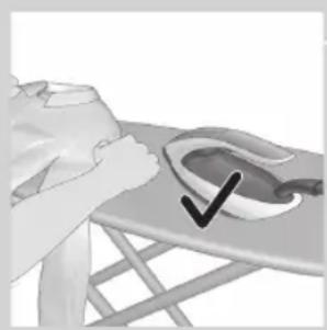PHILIPS PerfectCare Elite GC9635 - Putting down the iron during ironing - 1