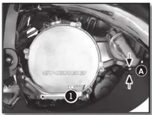Sherco 125 SER (2018) - CHECKING THE TRAVEL OF THE REAR BRAKE PEDAL - 1