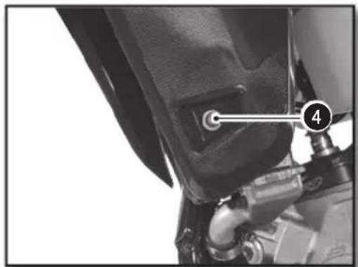 Sherco 125 SER (2018) - REMOVING THE FUEL TANK - 3