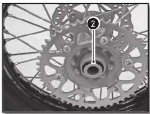Sherco 125 SER (2018) - REINSTALLING THE REAR WHEEL - 2