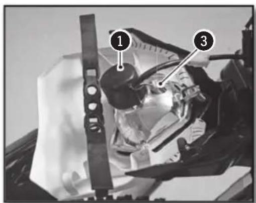Sherco 125 SER (2018) - REPLACING THE HEADLIGHT BULB OR THE PILOT LAMP - 1