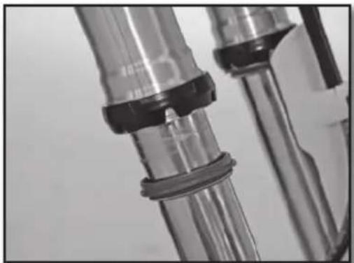 Sherco 125 SER (2018) - LIMPIEZA DE LOS GUARDAPOLVOS DE LA HORQUILLA - 1