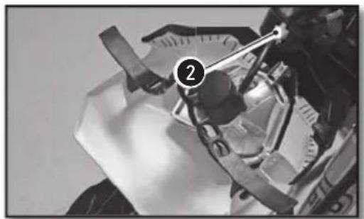 Sherco 125 SER (2018) - REMOVING THE HEADLIGHT HOUSING - 2