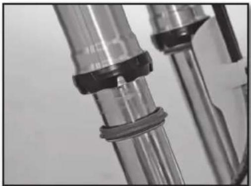 Sherco 250 SER (2017) - Nettoyage des cache-poussières de fourche - 1