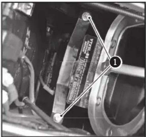 Sherco 250 SER (2017) - REINSTALLING THE BATTERY - 1