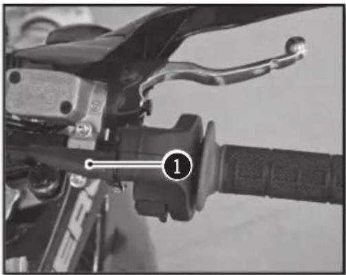 Sherco 250 SER (2017) - Adjusting the play in the throttle cable - 1