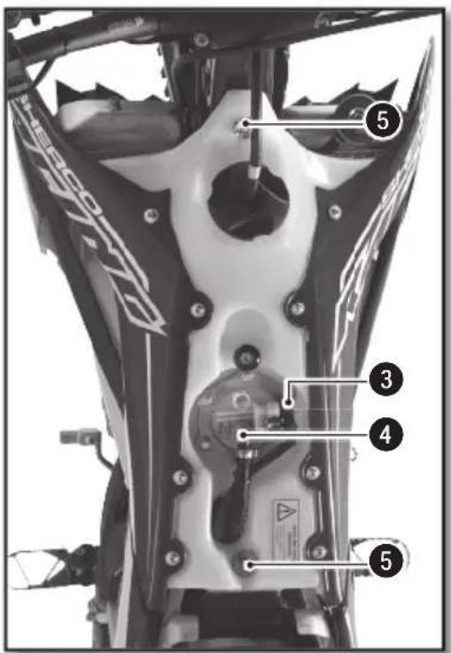 Sherco 250 SEFR (2017) - MONTAJE DEL DEPOSITO DE GASOLINA - 2
