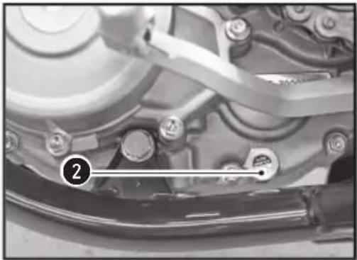 Sherco 250 SEFR (2017) - VIDANGE HUILMOTEUR ET REMPLACEMENT FILTRE A HUIL - 2