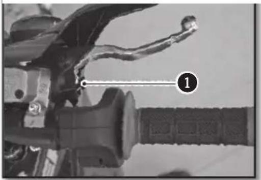 Sherco 250 SEFR (2017) - REGLAJE DEL RECORRIDO DE LA PALANCA DE FRENO DELANTERO - 1