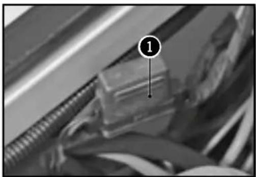 Sherco 250 SER (2016) - REPLACING THE FUSE FOR THE LIGHTS (250-300 SE/R) - 1