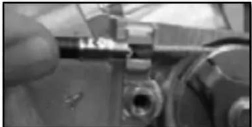 Sherco 250 SER (2016) - ADJUSTING THE TENSION OF THE VALVE CABLES - 6