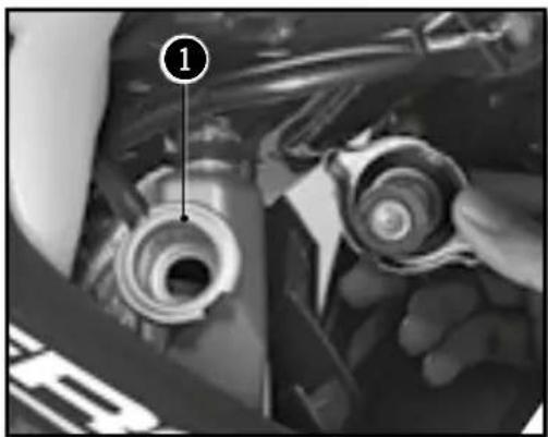 Sherco 250 SER (2016) - CONTROL DE NIVEL DE LÍQUIDO DE REFRIGERACION - 1