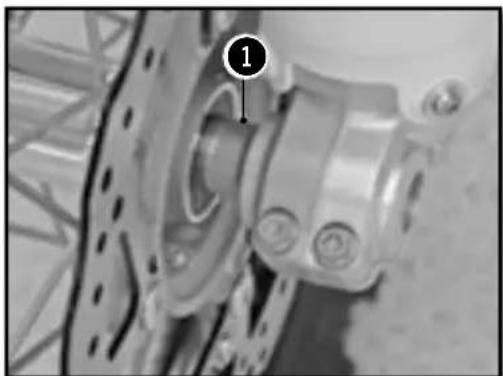 Sherco 250 SER (2016) - REINSTALLING THE FRONT WHEEL - 1