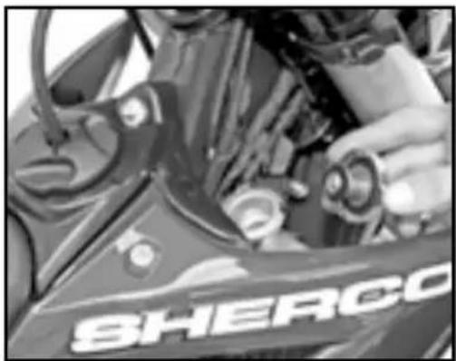 Sherco 250 SER (2016) - CONTROL DE NIVEL DE LÍQUIDO DE REFRIGERACION - 2