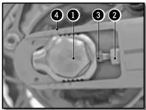 Sherco 250 SER (2016) - AJUSTEMENT DE LA TENSION DE CHAINE - 1