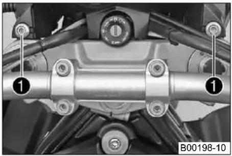KTM 990 Super Duke R (2010) - シャーシとエンジンのメンテナンス作業 - 1