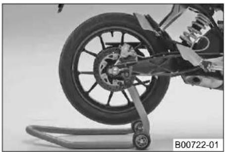KTM 125 Duke (2011) - YToδεiŋ - 1