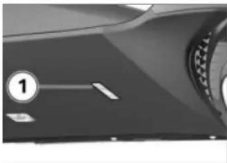 BMW C 650 GT (082017) - Contrôler le niveau de liquide de refroidissement - 1