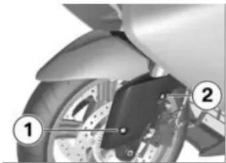 BMW C 650 GT (082017) - Dépose non conforme du pneu - 1