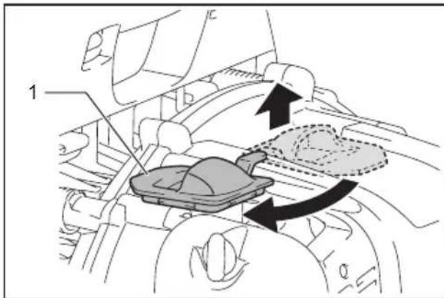 MAKITA EB5300TH - Checking the spark plug - 1