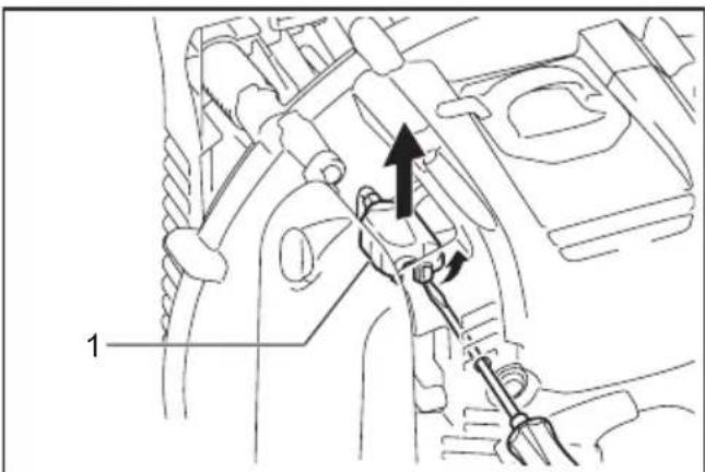 MAKITA EB5300TH - Limpar a tampa do carburador - 1
