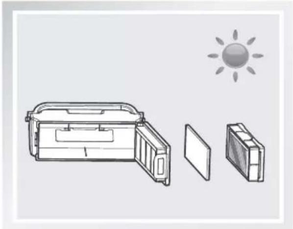 ECOVACS DEEBOT OZMO 610 - Réservoir à poussière et filtres - 4