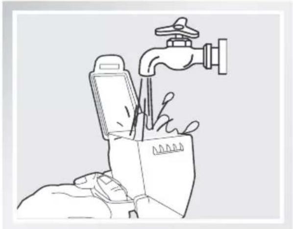 ECOVACS DEEBOT OZMO 610 - Réservoir à poussière et filtres - 3