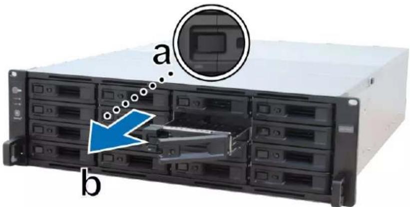SYNOLOGY RS2818RP+ - Installation des disques - 1