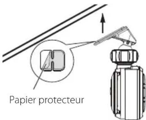 KENWOOD DRV410 - Nettoyez la surface de montage, puis fixez l'appareil sur le pare-brise. - 1