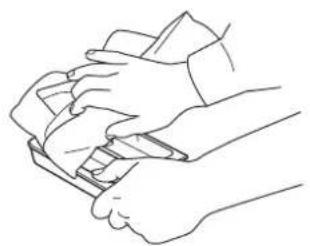 WHIRLPOOL AWG 912 SPRO - PULIZIA DELLA VASCHETTA DEL DETERSIVO - 4