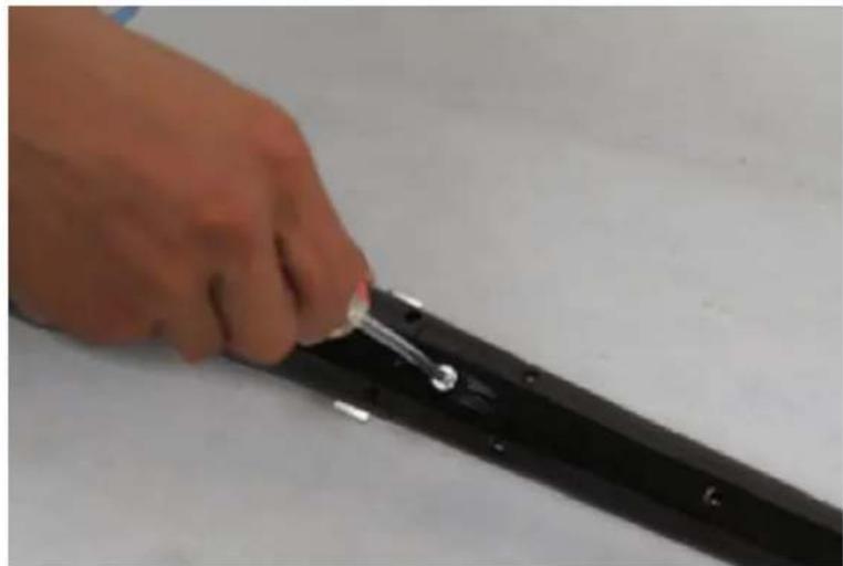 ROTEL Salon - ASSEMBLAGGIO DELLA BASE - 3