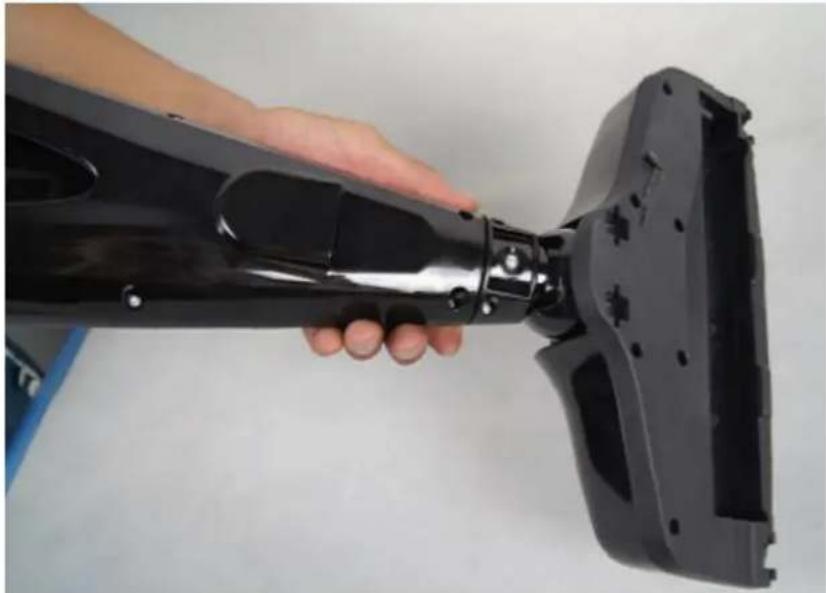 ROTEL Salon - MONTAGE DER BÜRSTE - 3