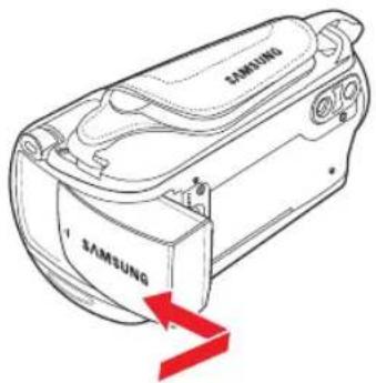 SAMSUNG SMXF70SP - Insertion/éjection de la batterie - 1