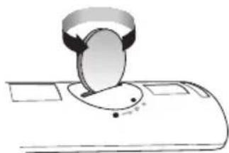 SAMSUNG HWK660 - BATERIJAS IEVIETOŠANA TÁLVADIBAS PULTI - 1