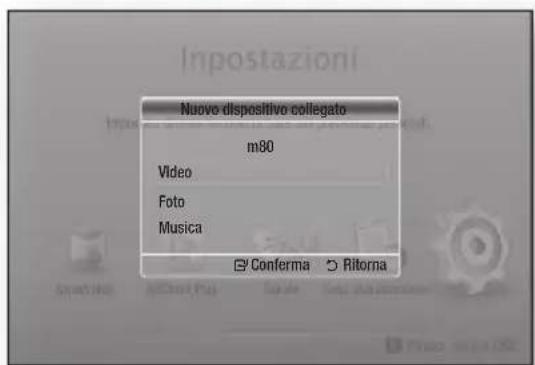 SAMSUNG BDE8900 - Inserimento di un USb o di un cellulare nella porta USb - 1
