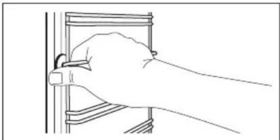 FAURE FZP37901BU - RETRAIT DES SUPPORTS DE GRILLE - 2