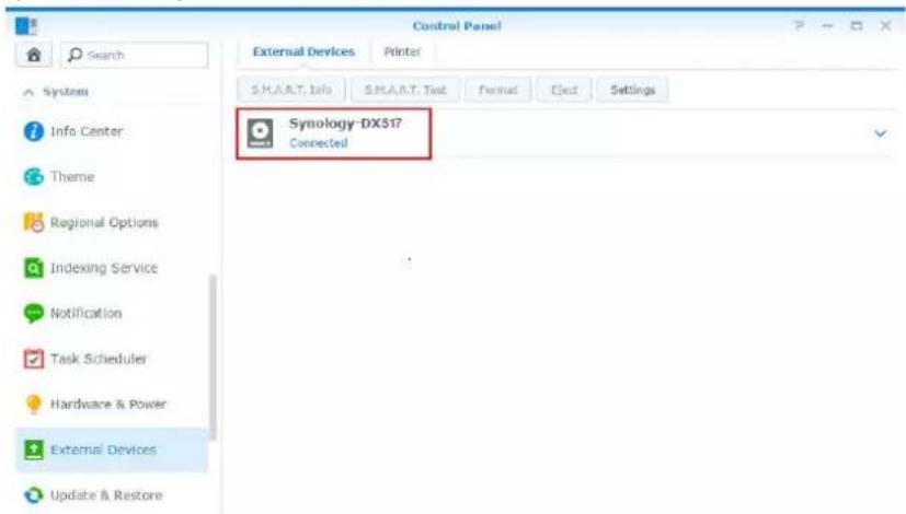 SYNOLOGY DX517 - Confirmer la connexion et gérer les espaces de stockage - 1
