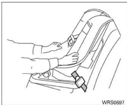 NISSAN Sentra (2009) - Dispositifderetenueorientéversl'avant, fixationsrigides- étape2 - 2