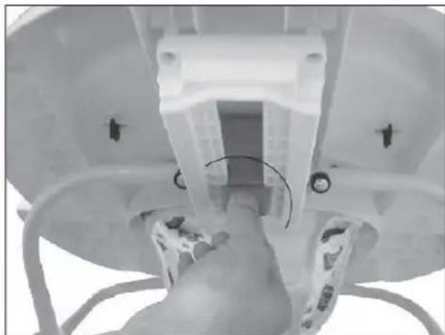 Baninni Classic 2in1 - MONTAGE VAN HET MULTIFUNCTIONEEL SPEELBLAD (fig. 4): - 8