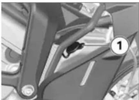 BMW S 1000 R (2016) - Συμπλήρωση ψυκτικού υγρού - 1
