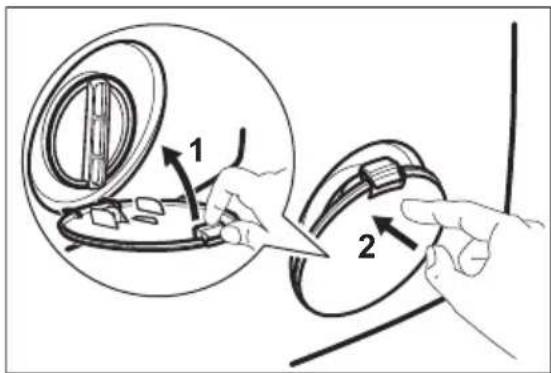 ELECTROLUX EWF1495RC - Cleaning the drain filter - 8