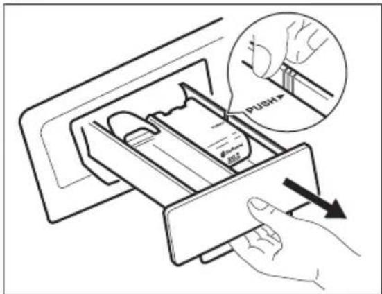 ELECTROLUX EWF1494RC - Cleaning the detergent dispenser - 1