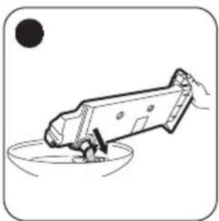 ZANUSSI ZDH8373BW - LEEREN DES WASSERBEHÄLTERS - 3