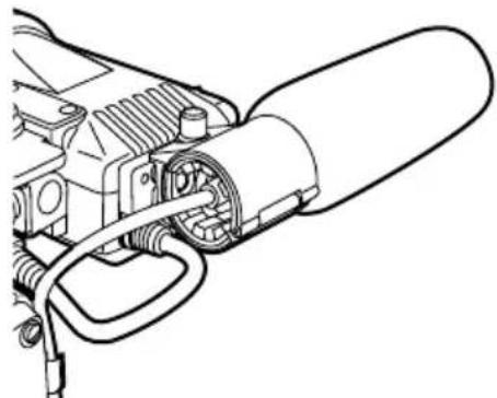 PANASONIC AJHVF21G - Montage du microphone - 2
