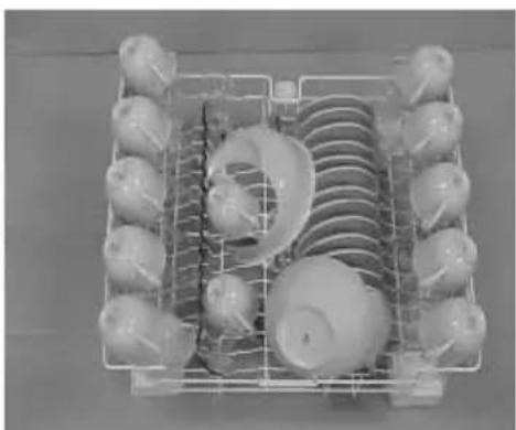 FAGOR 1VF03SX - - Loading the dishes in the racks. - 8