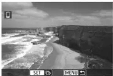 CANON EOS Rebel SL2 - Sending Images from the Quick Control Screen During Playbackle déclencheur à fond.   
Le voyant du retardateur, le signal sonore et l'affichage du compte à rebours (exprimé en secondes) sur le moniteur LCD vous renseignent sur le fonctionnement du retardateur.

Deux secondes avant que la photo ne soit prise, le voyant du retardateur s'allume et le signal sonore s'accélère. - 3
