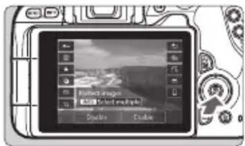 CANON EOS Rebel SL2 - Sending Images from the Quick Control Screen During Playbackle déclencheur à fond.   
Le voyant du retardateur, le signal sonore et l'affichage du compte à rebours (exprimé en secondes) sur le moniteur LCD vous renseignent sur le fonctionnement du retardateur.

Deux secondes avant que la photo ne soit prise, le voyant du retardateur s'allume et le signal sonore s'accélère. - 1